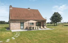 Beautiful home in Wellen w/ WiFi and 4 Bedrooms